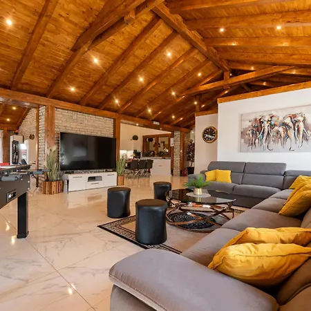 Вилла New! Luxurious Ancora