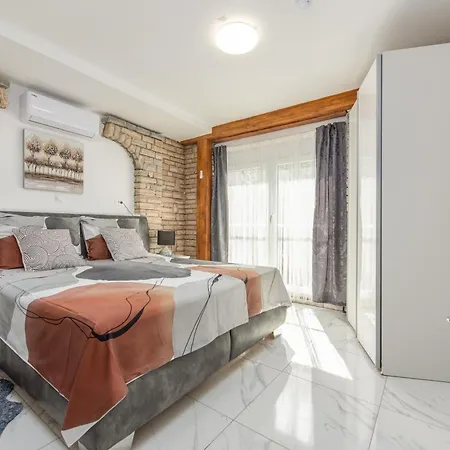 New! Luxurious Ancora Sukošan