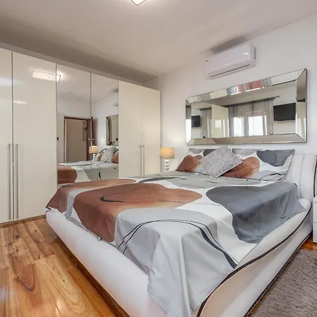 New! Luxurious Ancora Villa