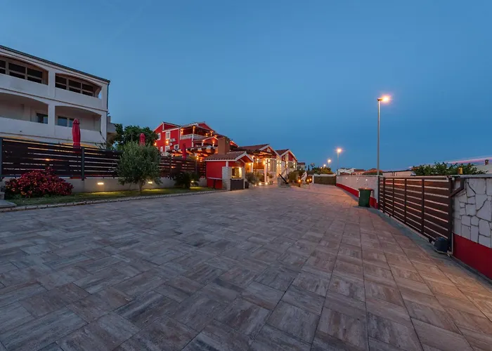 New! Luxurious Ancora * Sukošan