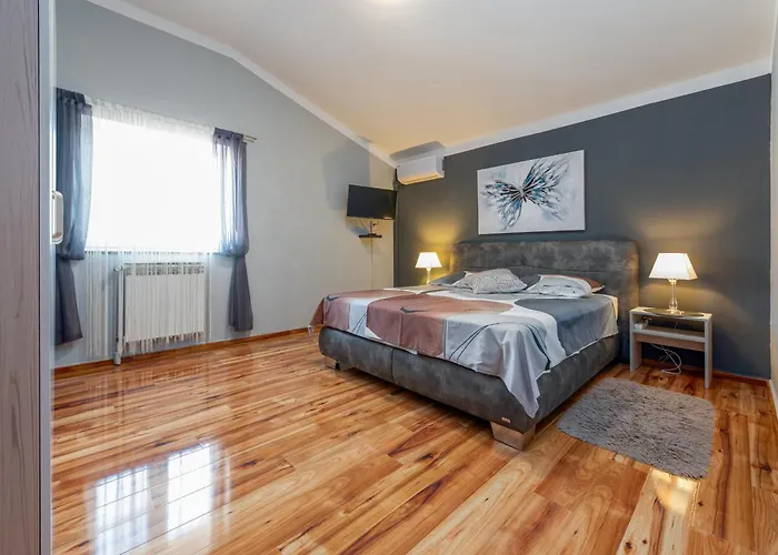 New! Luxurious Ancora *