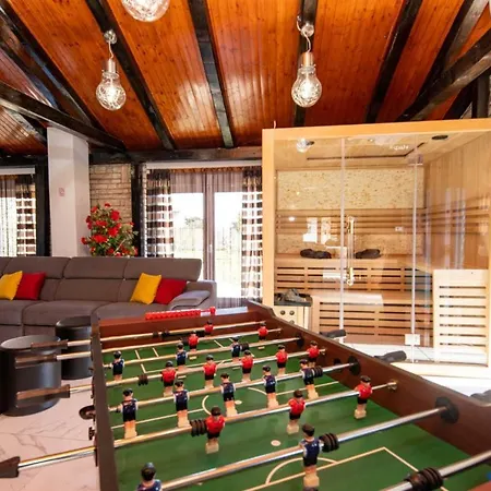 New! Luxurious Ancora Villa