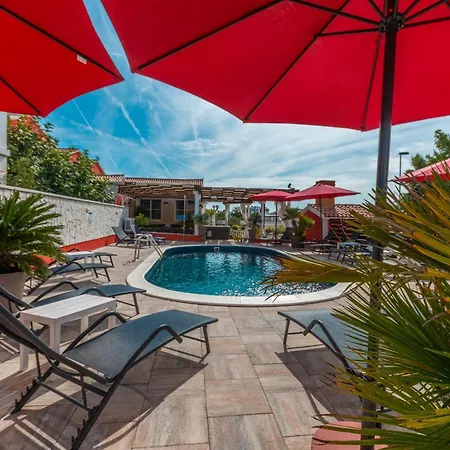 New! Luxurious Ancora *