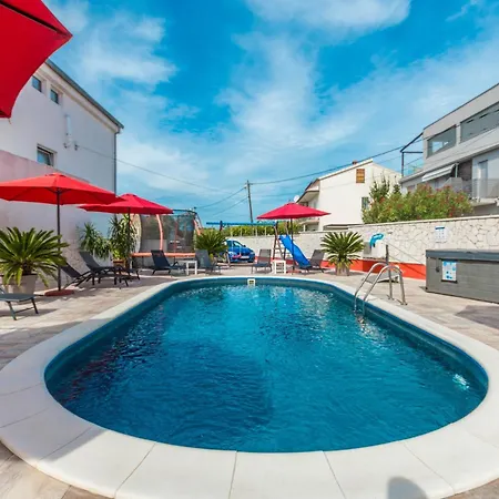 Willa New! Luxurious Ancora Sukošan