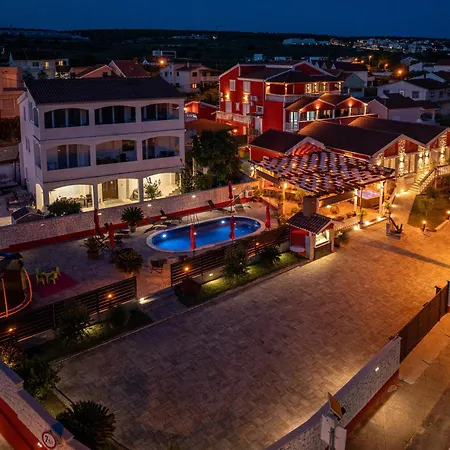 New! Luxurious Ancora Villa