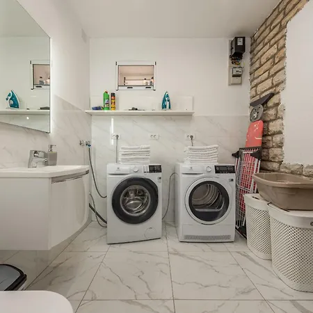 New! Luxurious Ancora * Sukošan