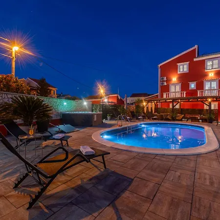 New! Luxurious Ancora