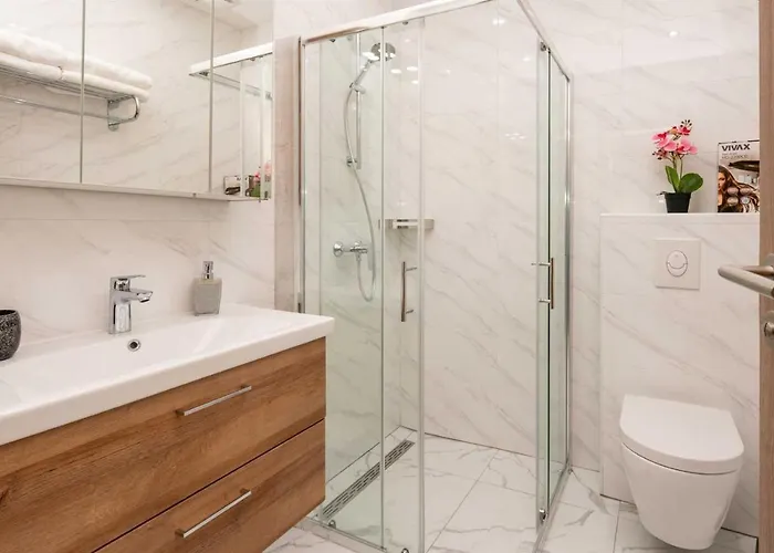 New! Luxurious Ancora Villa