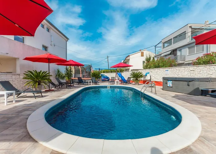 빌라 New! Luxurious Ancora Sukošan