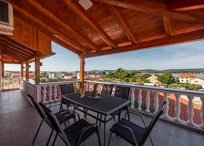 Villa New! Luxurious Ancora