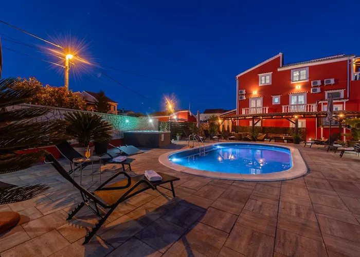 New! Luxurious Ancora